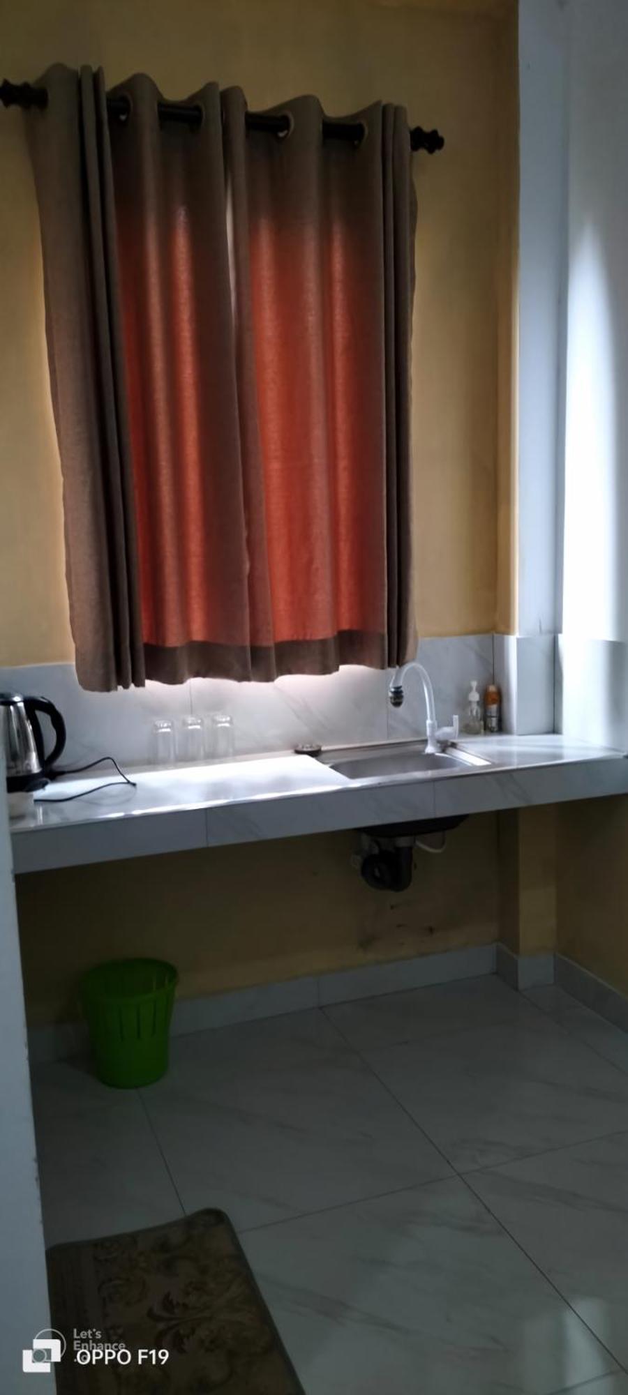Ceylon Lodge - Airport Transit Hostel 니곰보 외부 사진